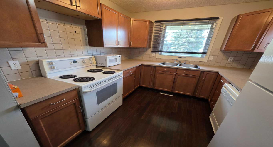 3514 20 Avenue, Lethbridge, Alberta T1k 4G4, 2 Bedroom Bedrooms, 0 ,2 BathroomBathrooms,Residential,For Sale,20,0,A2328556