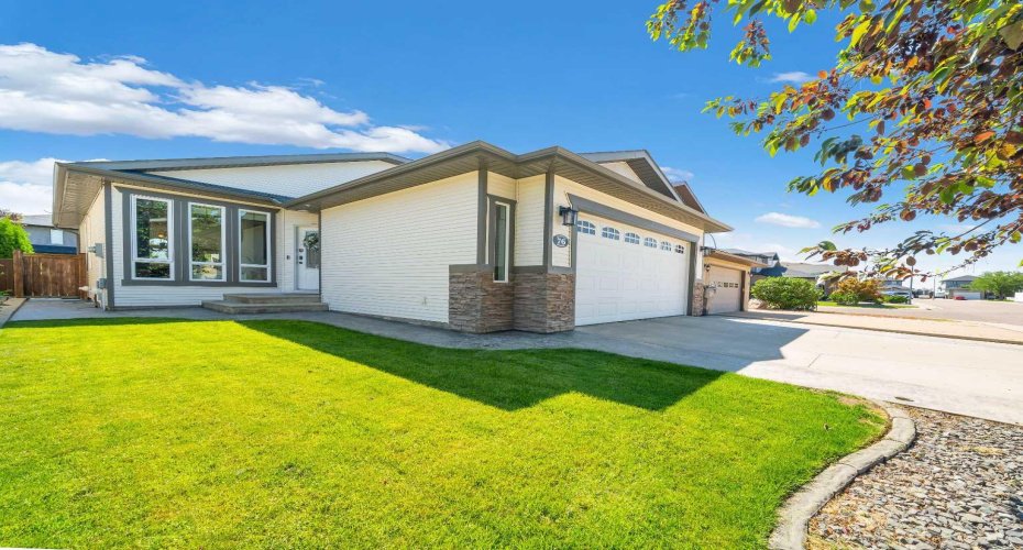 76 Somerset Place, Medicine Hat, Alberta T1B0H1, 4 Bedroom Bedrooms, 0 ,3 BathroomBathrooms,Residential,For Sale,Somerset,0,A2328565