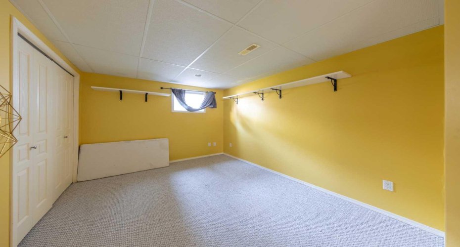 2308 58 Avenue, Lloydminster, Alberta T9V2Y5, 5 Bedroom Bedrooms, 0 ,3 BathroomBathrooms,Residential,For Sale,58,0,A2328579