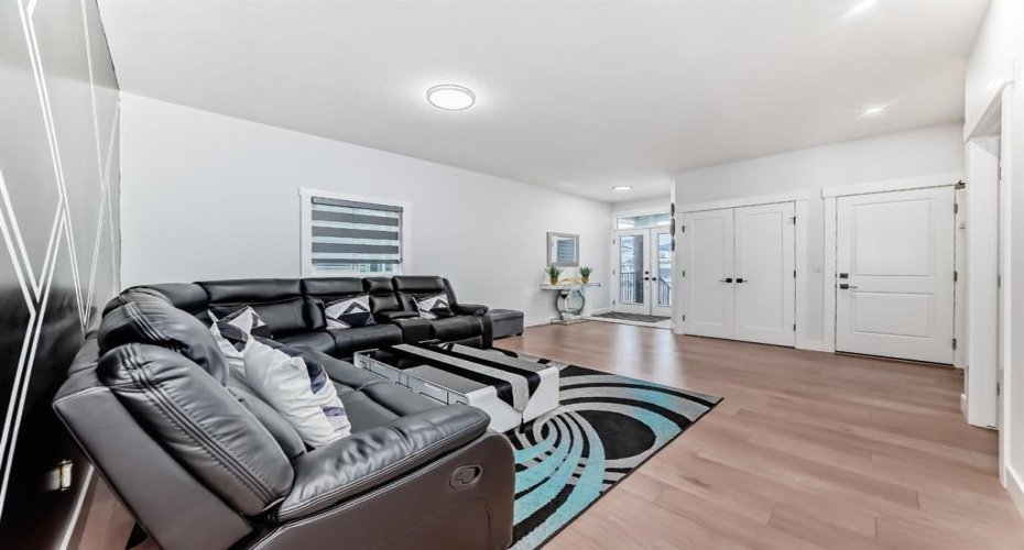 127 Saddlecrest Grove, Calgary, Alberta T3J2K3, 5 Bedroom Bedrooms, 0 ,5 BathroomBathrooms,Residential,For Sale,Saddlecrest,0,A2304100