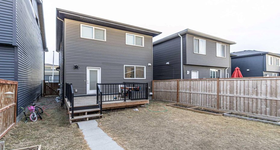 51 corner meadows Villas, Calgary, Alberta t3n1j5, 3 Bedroom Bedrooms, 0 ,3 BathroomBathrooms,Residential,For Sale,corner meadows,0,A2309686