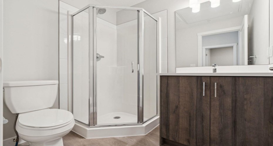 700 Shawnee Square, Calgary, Alberta T2Y 0Z6, 2 Bedroom Bedrooms, 0 ,2 BathroomBathrooms,Residential,For Sale,Shawnee,0,A2317941