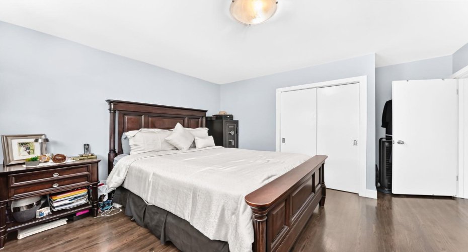 4803 5 Avenue, Calgary, Alberta T3C 0C7, 3 Bedroom Bedrooms, 0 ,2 BathroomBathrooms,Residential,For Sale,5,0,A2327188