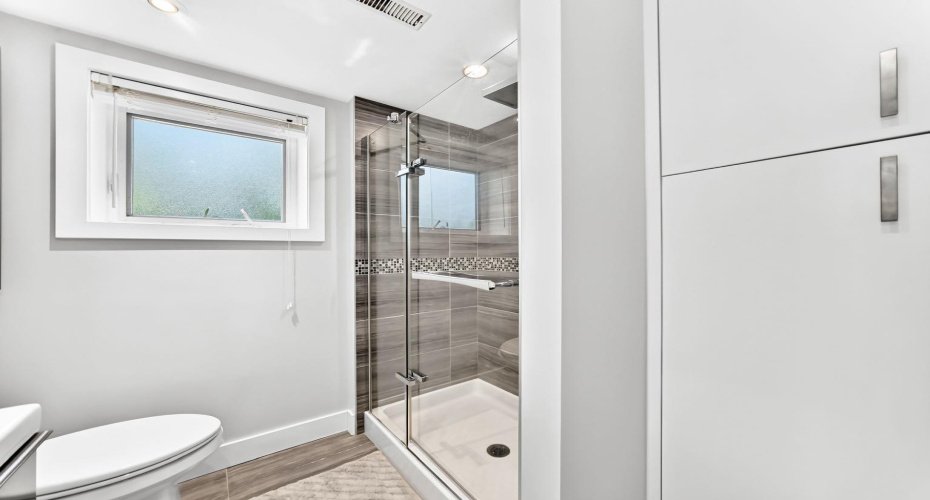4803 5 Avenue, Calgary, Alberta T3C 0C7, 3 Bedroom Bedrooms, 0 ,2 BathroomBathrooms,Residential,For Sale,5,0,A2327188