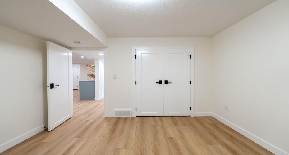 44 Fraser Road, Calgary, Alberta T2H1E3, 4 Bedroom Bedrooms, 0 ,3 BathroomBathrooms,Residential,For Sale,Fraser,0,A2327763