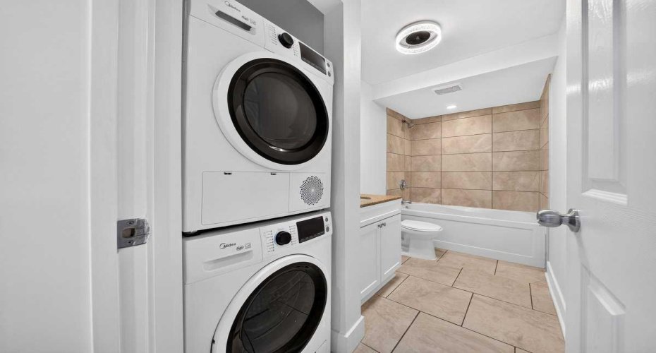 2117 16 Street, Calgary, Alberta T2T 4E5, 2 Bedroom Bedrooms, 0 ,1 BathroomBathrooms,Residential,For Sale,16,0,A2328202