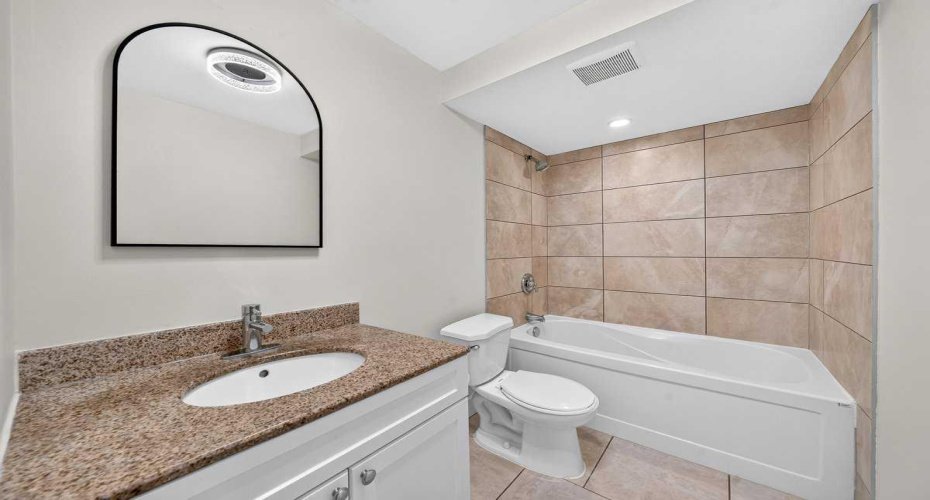 2117 16 Street, Calgary, Alberta T2T 4E5, 2 Bedroom Bedrooms, 0 ,1 BathroomBathrooms,Residential,For Sale,16,0,A2328202