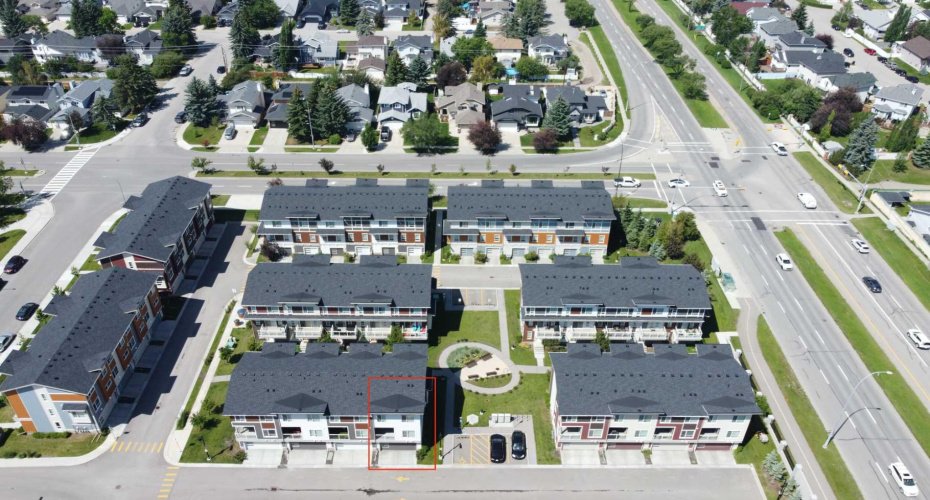 209 Harvest Hills Common, Calgary, Alberta T3K 2M7, 3 Bedroom Bedrooms, 0 ,3 BathroomBathrooms,Residential,For Sale,Harvest Hills,0,A2328501