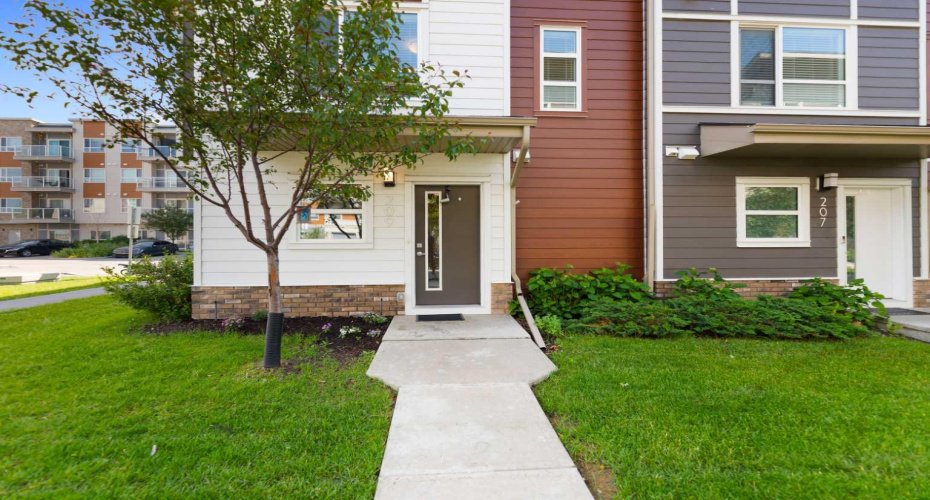 209 Harvest Hills Common, Calgary, Alberta T3K 2M7, 3 Bedroom Bedrooms, 0 ,3 BathroomBathrooms,Residential,For Sale,Harvest Hills,0,A2328501