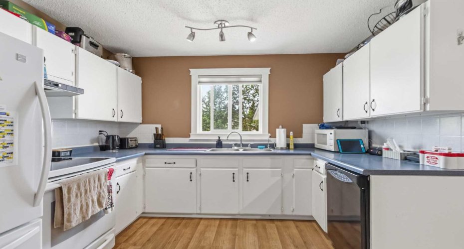 157 Rogers Crescent, Fort McMurray, Alberta T9H 2W7, 4 Bedroom Bedrooms, 0 ,3 BathroomBathrooms,Residential,For Sale,Rogers,0,A2328508