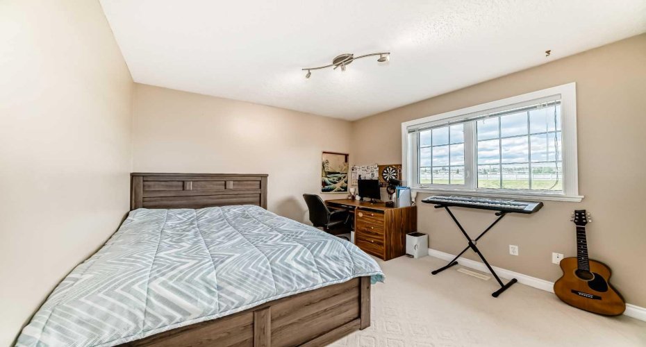 146 Scenic View Close, Calgary, Alberta T3L1Z4, 5 Bedroom Bedrooms, 0 ,4 BathroomBathrooms,Residential,For Sale,Scenic View,0,A2328540