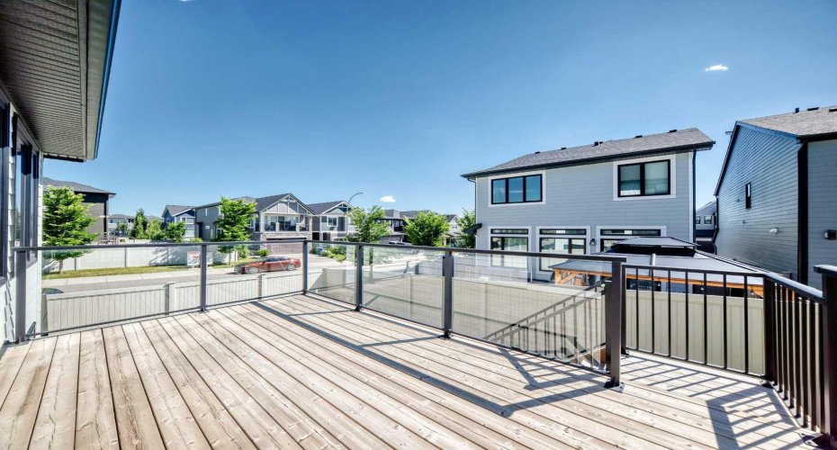 8 West Grove Link, Calgary, Alberta T3H 6E3, 4 Bedroom Bedrooms, 0 ,4 BathroomBathrooms,Residential,For Sale,West Grove,0,A2328616