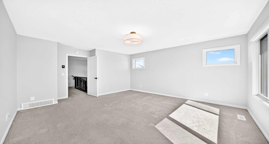 8 West Grove Link, Calgary, Alberta T3H 6E3, 4 Bedroom Bedrooms, 0 ,4 BathroomBathrooms,Residential,For Sale,West Grove,0,A2328616