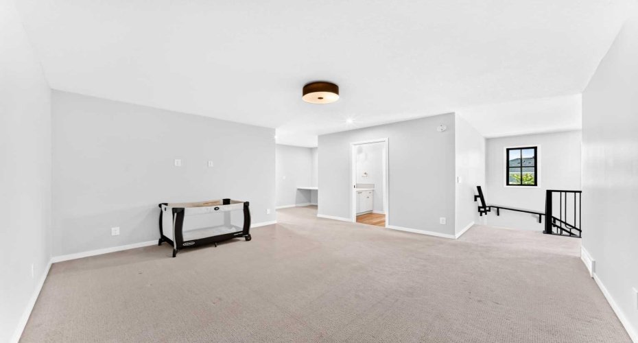 8 West Grove Link, Calgary, Alberta T3H 6E3, 4 Bedroom Bedrooms, 0 ,4 BathroomBathrooms,Residential,For Sale,West Grove,0,A2328616