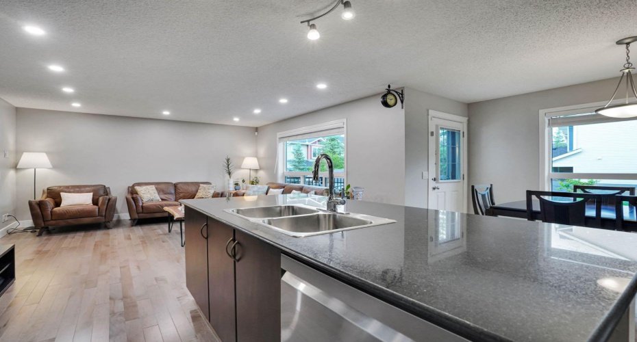 64 Sage Hill Point, Calgary, Alberta T3R 0H3, 3 Bedroom Bedrooms, 0 ,3 BathroomBathrooms,Residential,For Sale,Sage Hill,0,A2327053
