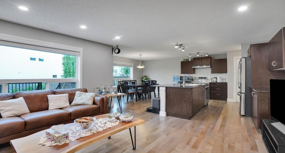 64 Sage Hill Point, Calgary, Alberta T3R 0H3, 3 Bedroom Bedrooms, 0 ,3 BathroomBathrooms,Residential,For Sale,Sage Hill,0,A2327053