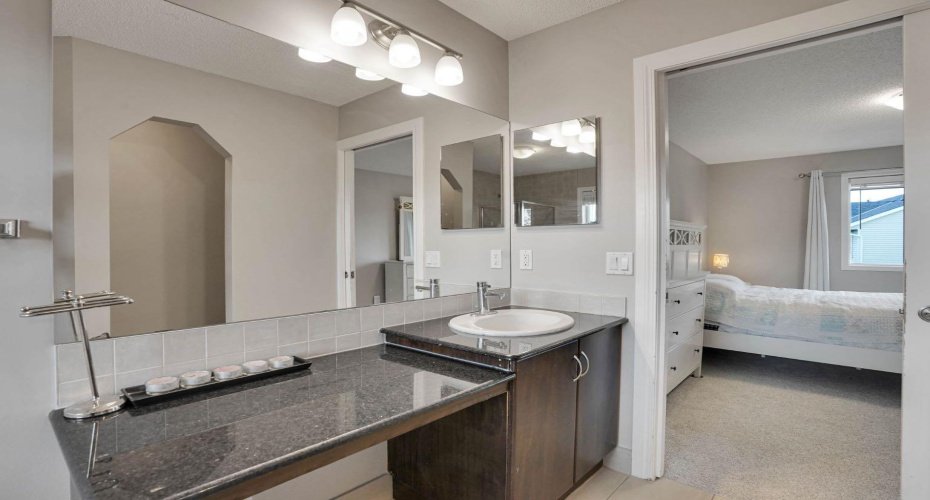 64 Sage Hill Point, Calgary, Alberta T3R 0H3, 3 Bedroom Bedrooms, 0 ,3 BathroomBathrooms,Residential,For Sale,Sage Hill,0,A2327053