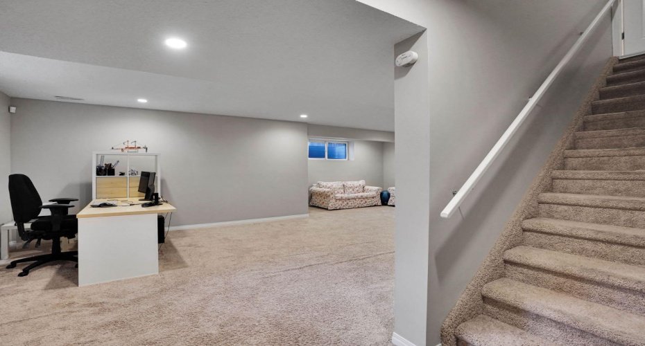 64 Sage Hill Point, Calgary, Alberta T3R 0H3, 3 Bedroom Bedrooms, 0 ,3 BathroomBathrooms,Residential,For Sale,Sage Hill,0,A2327053