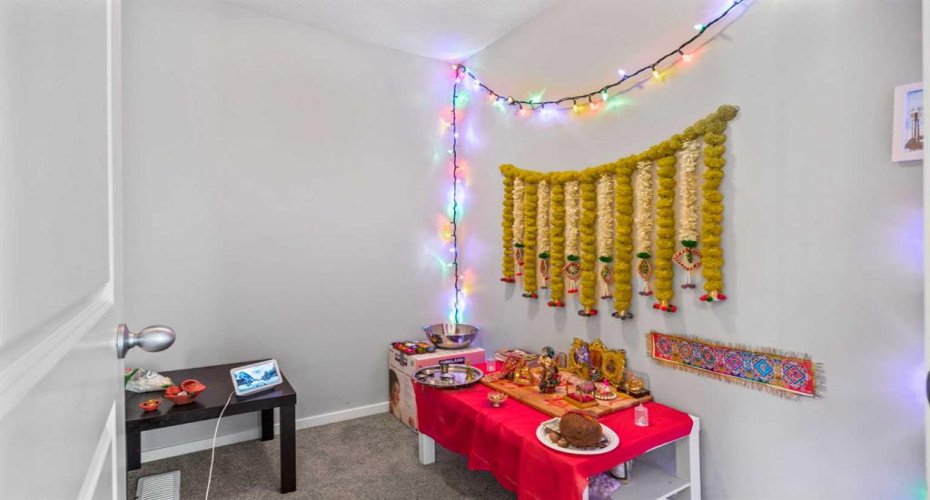 9121 52 Street NE, Calgary, 4 Bedroom Bedrooms, 0 ,3 BathroomBathrooms,Residential,For Sale,52,0,1064