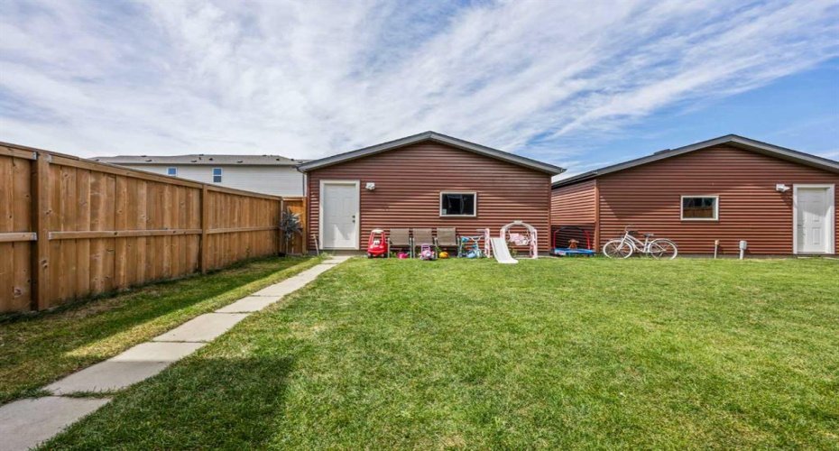 9121 52 Street NE, Calgary, 4 Bedroom Bedrooms, 0 ,3 BathroomBathrooms,Residential,For Sale,52,0,1064