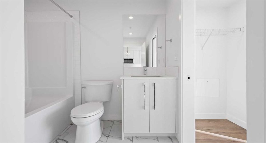 395 Skyview Parkway NE #2418, Calgary, 2 Bedroom Bedrooms, 0 ,1 BathroomBathrooms,Residential,For Sale,Skyview,0,1068