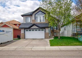 49 Thornfield Close, Airdrie, Alberta T4A 2K7, 4 Bedrooms Bedrooms, ,3 BathroomsBathrooms,Residential,For Sale,Thornfield,A2328420 49 Thornfield Close, Airdrie, Alberta T4A 2K7, 4 Bedrooms Bedrooms, ,3 BathroomsBathrooms,Residential,For Sale,Thornfield,A2328420