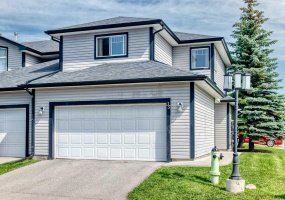 102 Canoe Square, Airdrie, Alberta T4B 2Z1, 3 Bedrooms Bedrooms, ,3 BathroomsBathrooms,Residential,For Sale,Canoe,A2328630 102 Canoe Square, Airdrie, Alberta T4B 2Z1, 3 Bedrooms Bedrooms, ,3 BathroomsBathrooms,Residential,For Sale,Canoe,A2328630