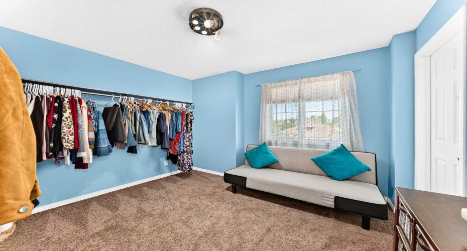 29 Westridge Crescent, Okotoks, Alberta T1S 0G7, 5 Bedrooms Bedrooms, ,4 BathroomsBathrooms,Residential,For Sale,Westridge,A2328717