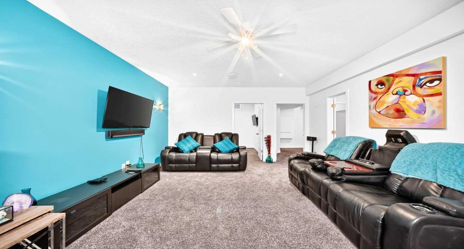29 Westridge Crescent, Okotoks, Alberta T1S 0G7, 5 Bedrooms Bedrooms, ,4 BathroomsBathrooms,Residential,For Sale,Westridge,A2328717