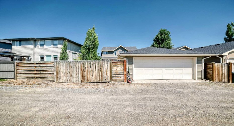 29 Westridge Crescent, Okotoks, Alberta T1S 0G7, 5 Bedrooms Bedrooms, ,4 BathroomsBathrooms,Residential,For Sale,Westridge,A2328717