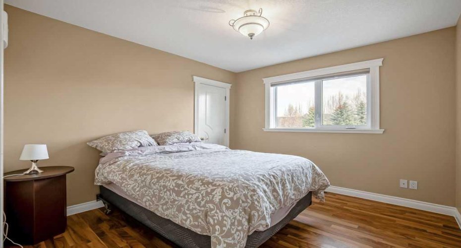 105 Lang Place, Okotoks, Alberta T1S 1W8, 4 Bedrooms Bedrooms, ,4 BathroomsBathrooms,Residential,For Sale,Lang,A2301740