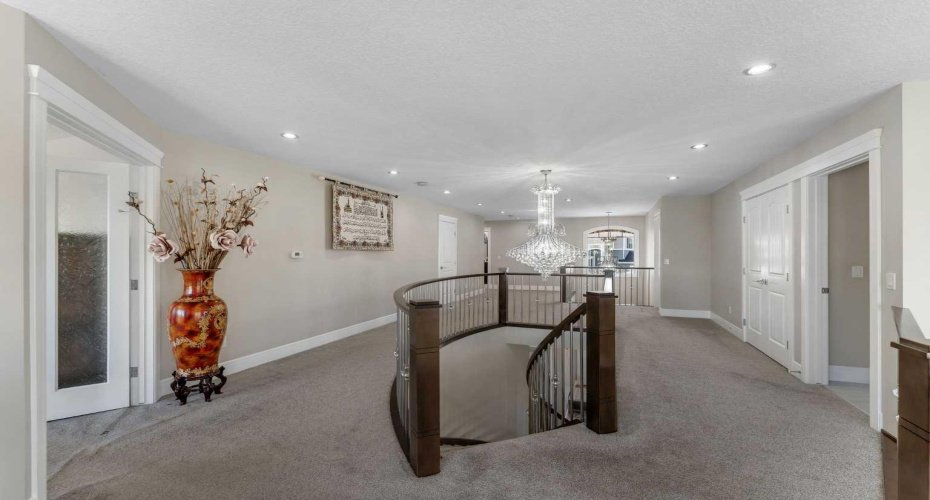 255 Stonemere Green, Chestermere, Alberta T1X 0X5, 6 Bedrooms Bedrooms, ,5 BathroomsBathrooms,Residential,For Sale,Stonemere,A2328957