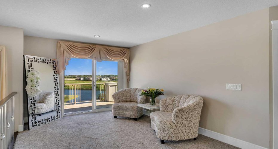 255 Stonemere Green, Chestermere, Alberta T1X 0X5, 6 Bedrooms Bedrooms, ,5 BathroomsBathrooms,Residential,For Sale,Stonemere,A2328957