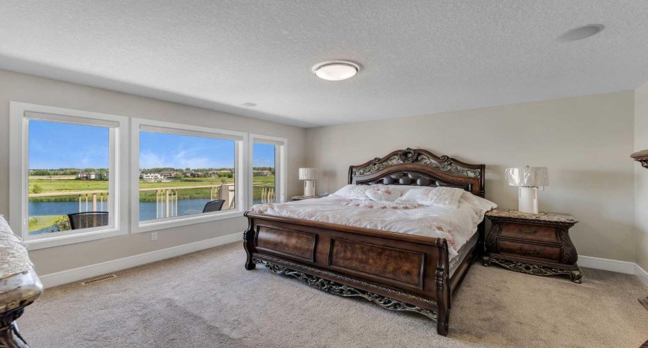 255 Stonemere Green, Chestermere, Alberta T1X 0X5, 6 Bedrooms Bedrooms, ,5 BathroomsBathrooms,Residential,For Sale,Stonemere,A2328957