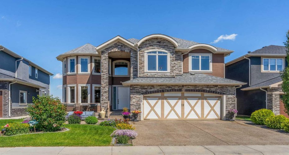 255 Stonemere Green, Chestermere, Alberta T1X 0X5, 6 Bedrooms Bedrooms, ,5 BathroomsBathrooms,Residential,For Sale,Stonemere,A2328957