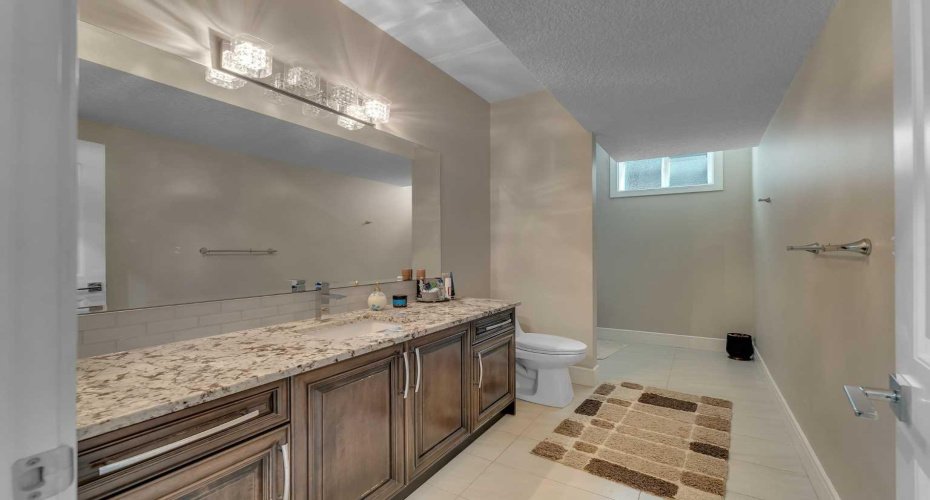 255 Stonemere Green, Chestermere, Alberta T1X 0X5, 6 Bedrooms Bedrooms, ,5 BathroomsBathrooms,Residential,For Sale,Stonemere,A2328957