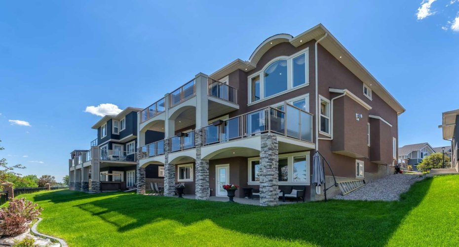 255 Stonemere Green, Chestermere, Alberta T1X 0X5, 6 Bedrooms Bedrooms, ,5 BathroomsBathrooms,Residential,For Sale,Stonemere,A2328957