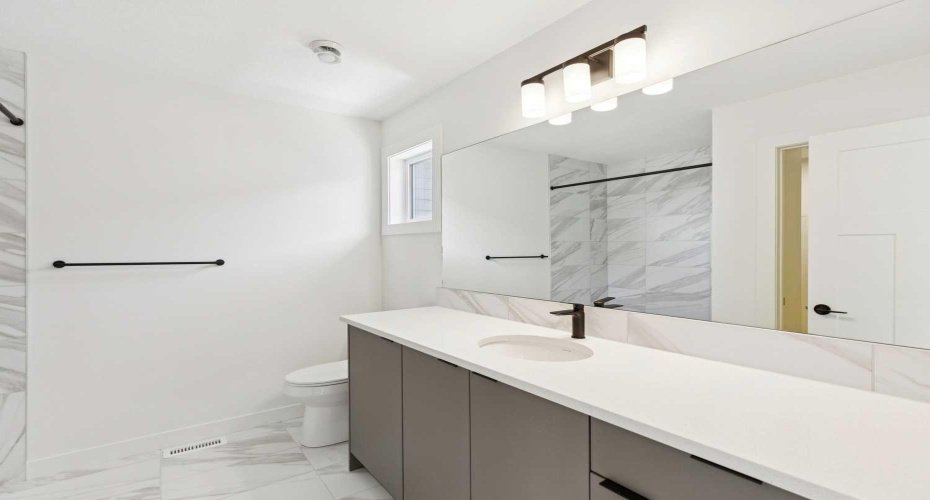 Master Ensuite