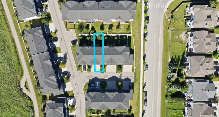 204 Jumping Pound Common, Cochrane, Alberta T4C 2L1, 3 Bedrooms Bedrooms, ,3 BathroomsBathrooms,Residential,For Sale,Jumping Pound,A2325742