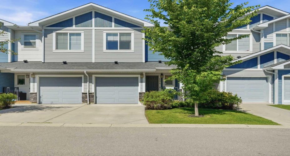 204 Jumping Pound Common, Cochrane, Alberta T4C 2L1, 3 Bedrooms Bedrooms, ,3 BathroomsBathrooms,Residential,For Sale,Jumping Pound,A2325742