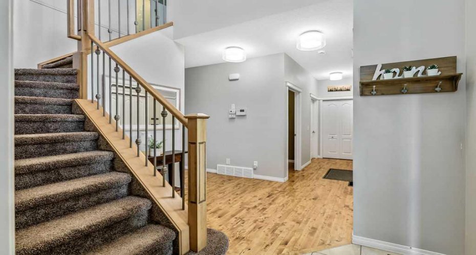 1034 Ranch Road, Okotoks, Alberta T1S 0E4, 4 Bedrooms Bedrooms, ,4 BathroomsBathrooms,Residential,For Sale,Ranch,A2326274