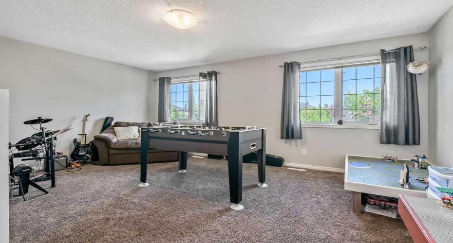 1034 Ranch Road, Okotoks, Alberta T1S 0E4, 4 Bedrooms Bedrooms, ,4 BathroomsBathrooms,Residential,For Sale,Ranch,A2326274