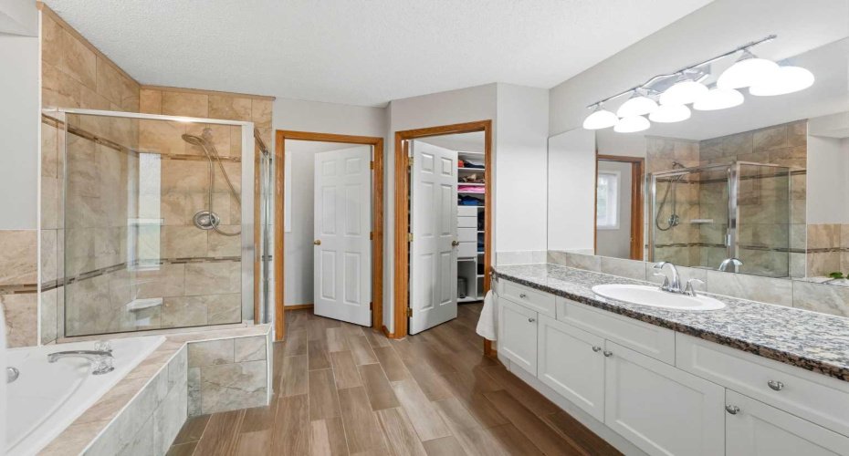 44 Gleneagles View, Cochrane, Alberta T4C 1P1, 3 Bedrooms Bedrooms, ,3 BathroomsBathrooms,Residential,For Sale,Gleneagles,A2311315