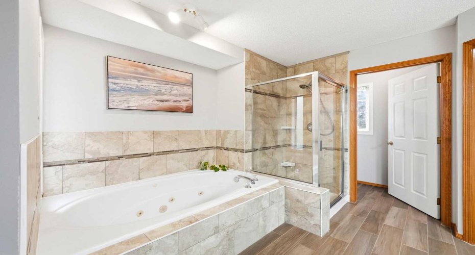 44 Gleneagles View, Cochrane, Alberta T4C 1P1, 3 Bedrooms Bedrooms, ,3 BathroomsBathrooms,Residential,For Sale,Gleneagles,A2311315