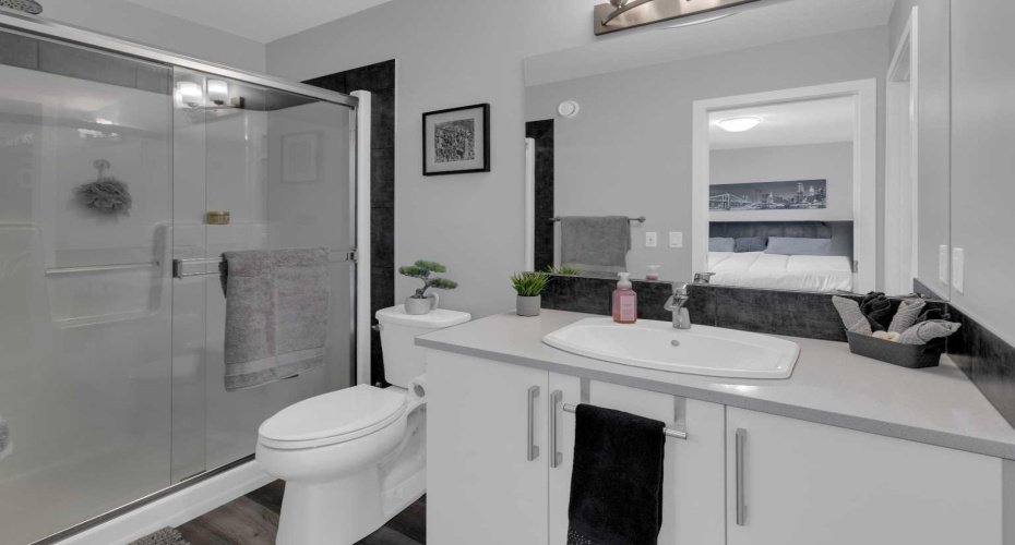3 piece ensuite