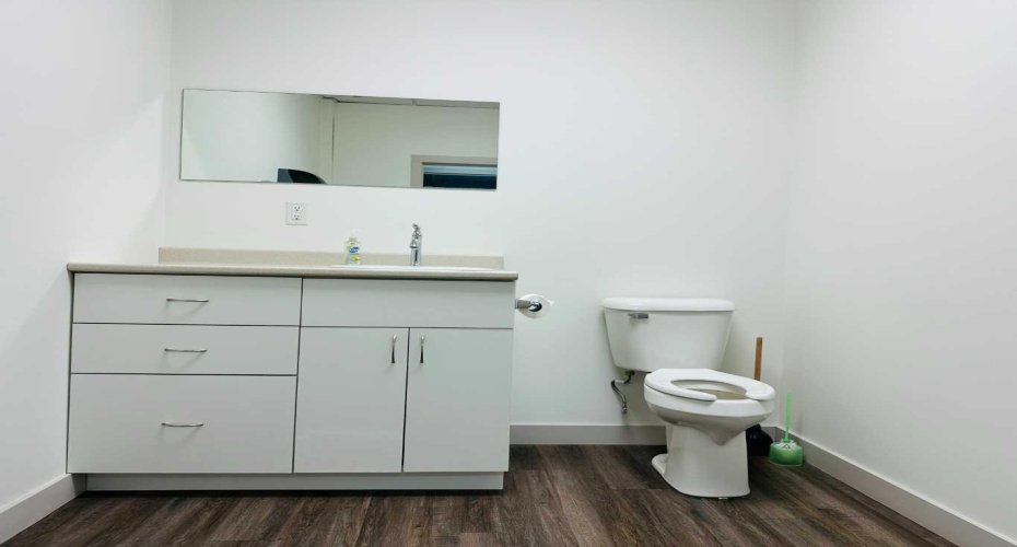 10006 101 Avenue, Grande Prairie, Alberta T8V0Y1, ,Commercial,For Lease,101,A2122647