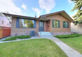31 Rosery Drive, Calgary, Alberta T2K 1L4, 4 Bedrooms Bedrooms, ,2 BathroomsBathrooms,Residential,For Sale,Rosery,A2328711