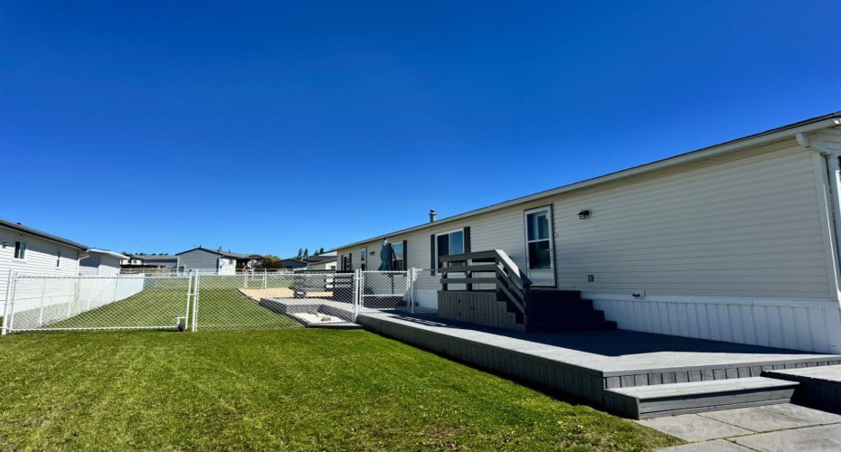 529 Stewart Street, Rural Grande Prairie No. 1, County of, Alberta T8W 5K5, 3 Bedrooms Bedrooms, ,2 BathroomsBathrooms,Residential,For Sale,Stewart Street,A2328743