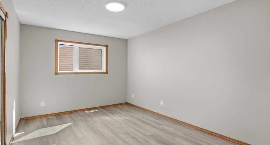 51 Duston Street, Red Deer, Alberta T4R 2K4, 5 Bedrooms Bedrooms, ,3 BathroomsBathrooms,Residential,For Sale,Duston,A2328750