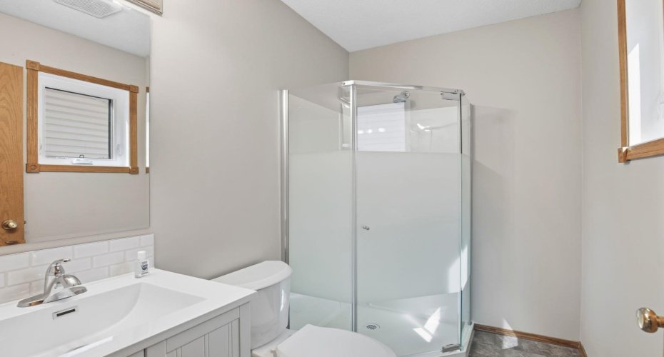 51 Duston Street, Red Deer, Alberta T4R 2K4, 5 Bedrooms Bedrooms, ,3 BathroomsBathrooms,Residential,For Sale,Duston,A2328750